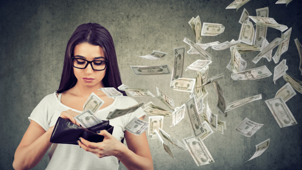Spending Money in College: Mistakes & Solutions for College Students Untitled (26)